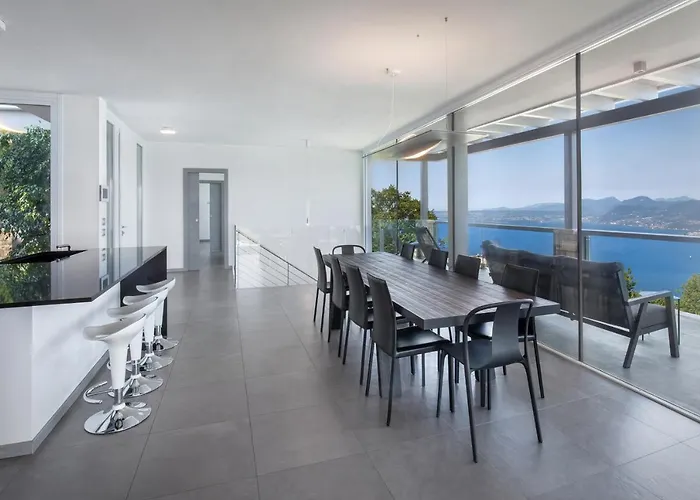 Gemmma With Pool Villa