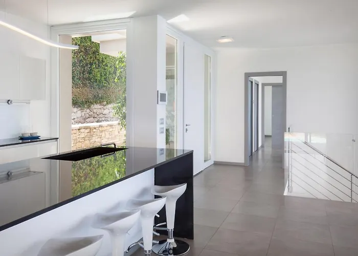 Gemmma With Pool * San Zeno di Montagna