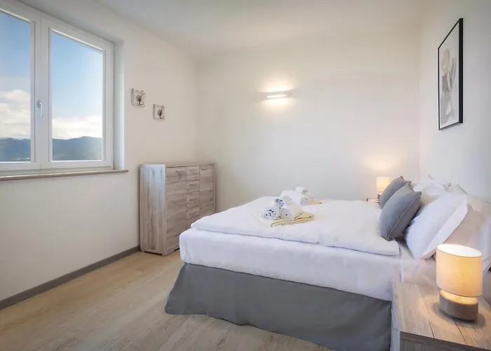 Villa Gemmma With Pool *