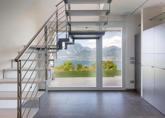 Villa Gemmma With Pool San Zeno di Montagna